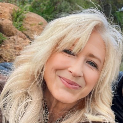 Personal account of Corry Keeler, Worship leader. Lead singer. Voice Talent. Freelance journalist. Wife of Randy Keeler. Loved by Yeshua.