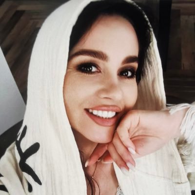 NastassiaTayArt's profile picture. MA Art Business '2024 @SothebysInst, personal aesthetics here