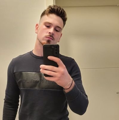 Corelli__'s profile picture. Focus