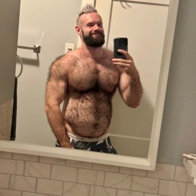 Muscle Pup Tiny - creator con aug 22/24 Profile