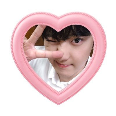 #Chanyeol: “Let's rely on each other and support each other, let's fill our days with happiness!” | she/her | yeolmae | meissa ✨