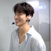 eve (@eboo_yjdk) 's Twitter Profile