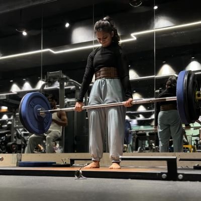 | Certified Nutrition and Fitness Coach | DM for paid diet consultation. |
#YNWA❤️