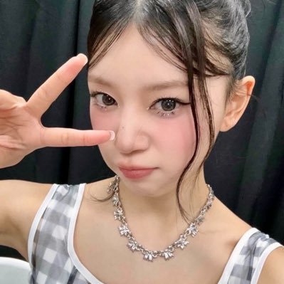 suumv_nayu's profile picture. naya , jiswan & maeryu