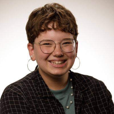 comms associate @elevateNPO | 🌃🖤 🏳️🌈 | bylines in @blockclubchi @windycitytimes @chicago_reader @suntimes | forever @phoenixloyola