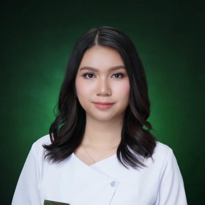 jeladoreen's profile picture. bs biology 🔬