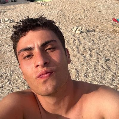 jorvaz05's profile picture. Hello