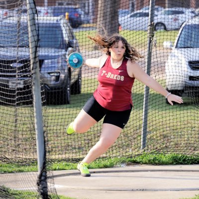 SAHS ‘25/ 3.78GPA/ Weight- 190lbs/ 5ft 3inch/ T & F/ Discus- 22.89m/ Shotput-7.67m/uncommited