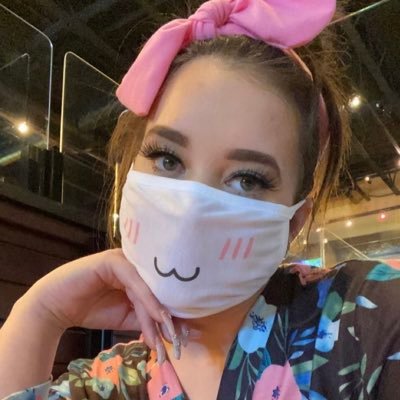 RoseLucy16269's profile picture. 