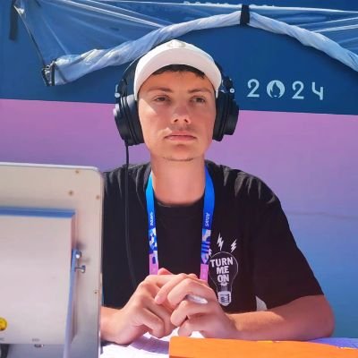 📰 Journaliste | 🎙️ Commentateur audiodescription @OL @PSG_inside @equipedefrance @rugbyworldcup @Paris2024