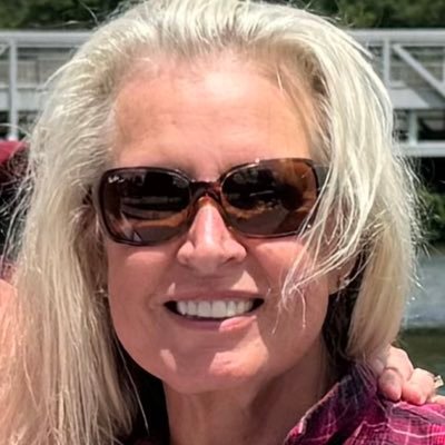 MarySueDevlin4's profile picture. Ret. finance exec, Radical Centrist, artist, chef, gardener, beta reader, quotesmith, cat mom, widow, Stage IV “C” survivor, pay it forward🏀🏐✊🏿🏳️‍🌈🌊