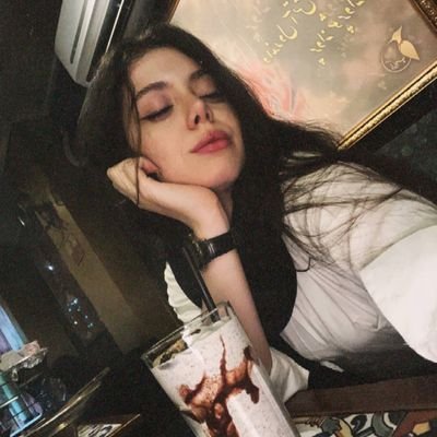 ghzlew_tm's profile picture. دگرباره شکستم توبه ها را🍃
Medico🩺