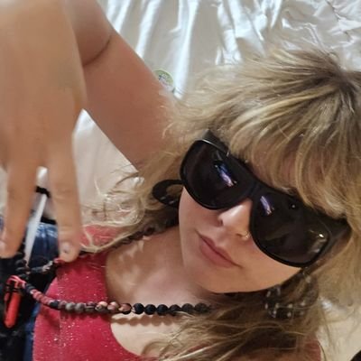 leilanihancock's profile picture. barking and biting