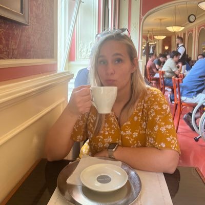 nikolamarzec13's profile picture. 26, Manchester