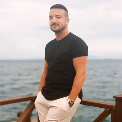 Sizonyedibiztek's profile picture. Önce Vatan  / Gazi Mustafa Kemal Atatürk
FB / Tam bağımsız TÜRKİYE !!!