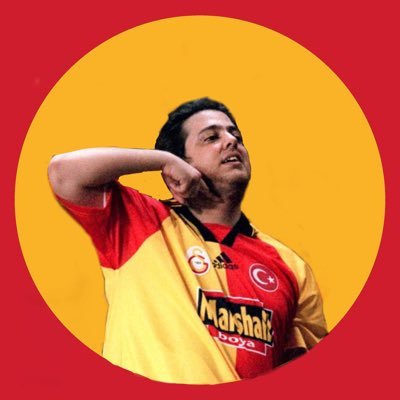 Burada derin bir arşivden daha önce görmediğiniz binlerce birbirinden özel Galatasaray ve futbolcu arşivleri paylaşılıyor.