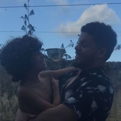 gabs_scris's profile picture. vivre dans mon jusant