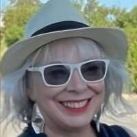Helen Kiely (@chadhla72) 's Twitter Profile