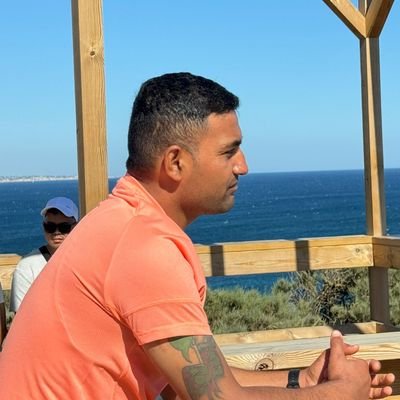 kedarpudasain10's profile picture. गुनासाे छ बाचा कसम ताेड्ने सँग गुनासाे छ समायका हात उसै छाड्ने सँग गुनासाे छ रमाइलाे यात्रा गरि अप्ठेराेमा छाेड्ने सँग गुनासाे छ