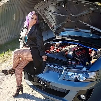 car enthusiast
drag race team owner
content creator
https://t.co/CLDnABfbiY