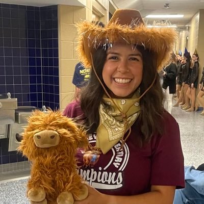 alysia_alvarado's profile picture. Mom💕 5th Grade Teacher ❤️🐮