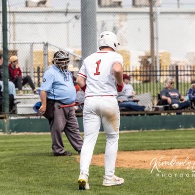6’2”, 215, OF/1B, Class of 2026, Skiatook, OK. Email- Barretthenton@gmail.com Field level- https://t.co/4qfcr7Ge2h