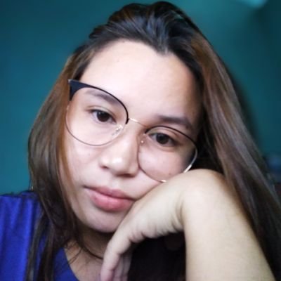 hazel051092's profile picture. 