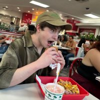 ratwell (@greasymax) 's Twitter Profile