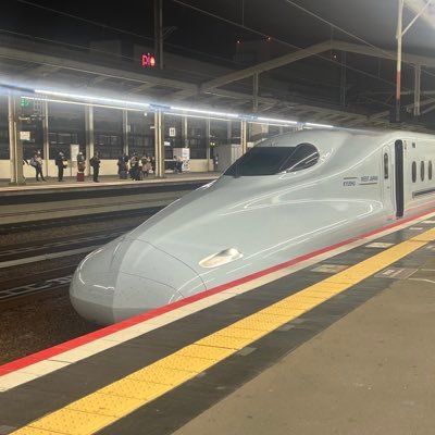 S_RAPID_TRAIN's profile picture. 鉄道に関する事を中心に投稿します。20代男です。乗合交通機関の更なる発展を願っており、乗合交通機関の利便性の高い街が好きで、自家用車依存度の高い街が嫌いです。乗合交通機関の更なる高速化・高頻度化と採算性の向上の両立を望みます。裏アカウントは@RAILWAY_SUBです。