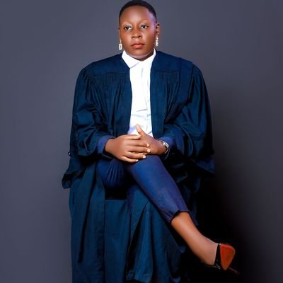 AirenNevaeh's profile picture. Sassy 💁
Smile, the moon needs a competitor