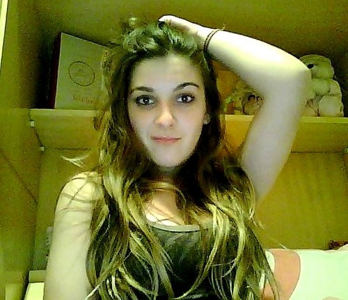 gabi_zanfolim's profile picture. Não me diga que será eterno, diga que será real.