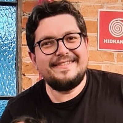 Eu não uso o Twitter, mas você pode me encontrar no https://t.co/YetMbWwFZ1 ou no https://t.co/J1gQJzu4J5