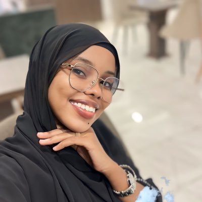 AlqimaMohamed's profile picture. In a world of worriers, be the warrior