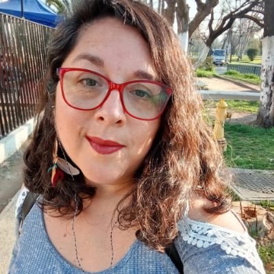Karyalbornoz's profile picture. Periodista, Fundadora de @mama_datos.

Parte de Gestoras en red Chile.

En 2021 publiqué estudio sobre salud mental materna y hoy escribo un libro 😊