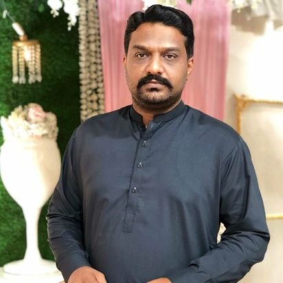 Broadcast Journalist | News Producer @humnewspakistan | Poet and Critic from a selfie's Lens | Intransigent PAKISTANI