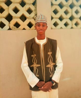 MrDinojr's profile picture. 