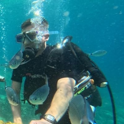 chapas7saints's profile picture. When you're going through hell,dont stop!!

Family is the MOST important thing in the world NOT money!! ✌
Proud to be a geordie!!NUFC!!