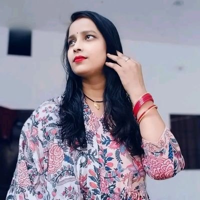 rakhiawasthii's profile picture. social worker 💪