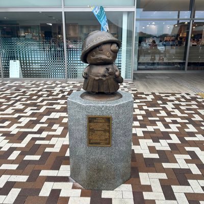 lev2gdbm's profile picture. 