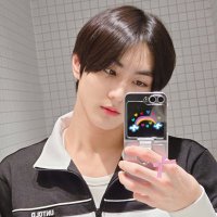 사라 ❄️ (@mesa3003) 's Twitter Profile Photo 사라 ❄️ (@mesa3003) 's Twitter Profile Photo