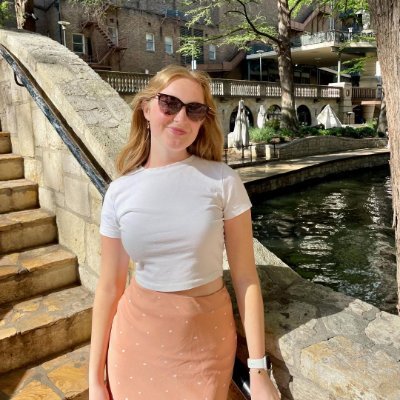 StellaJoy21183's profile picture. Creative pro shaping the digital world. Web & graphic designer at a top agency. I turn ideas into stunning visuals and seamless experiences. Let’s create! 💻🎨