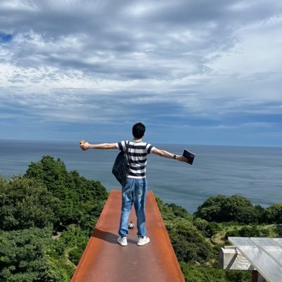 @夢洲(11月まで)日々のキオクの保管庫として呟いてます。 ネタから日常の出来事まで幅広く。 舞台、美術館、芸術祭巡りが好き。