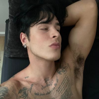 hotgaydudes63's profile picture. 