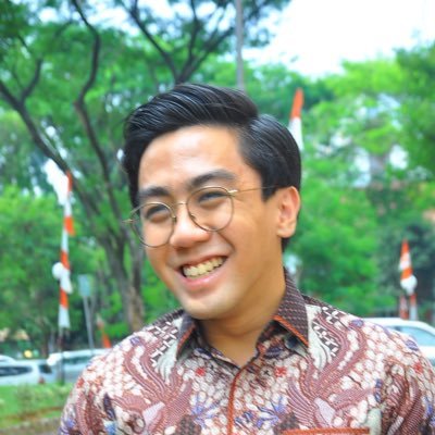 vinceennnttt's profile picture. 想办法吧