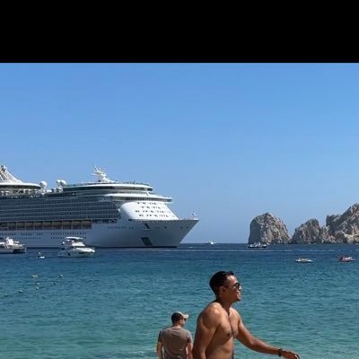 epllg's profile picture. 