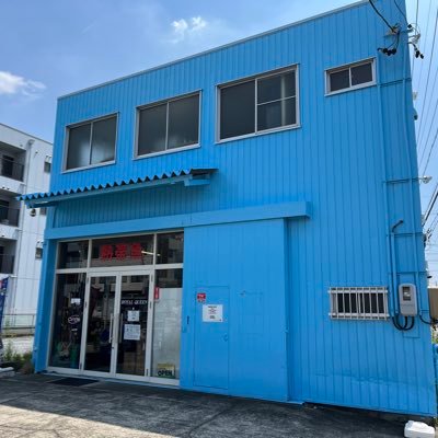 直輸入した生体をメインに販売しています!一般種〜マニアックな種類まで多数取扱。小売店様向けの業販もOK。BASEはリンクから!インスタ→https://t.co/cqMeLEGaGc ヤフオク→ https://t.co/iEevLP7RCN
