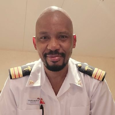 I am a very simple, natural, friendly, loving, caring, passionate, romantic and outgoing person. I love myself and my kids to bits. Please respect me.