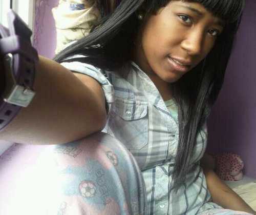 God first| I live for fashion |Upcoming fashion designer| radio host | actress |love my Jetsetter General- - -✈