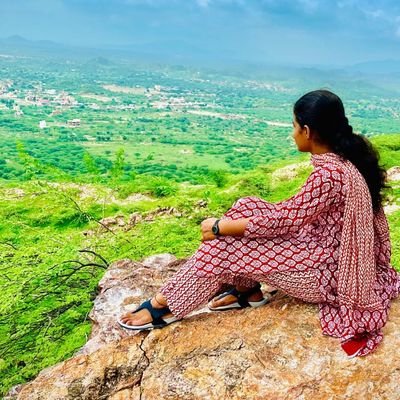 Vasundhara0808's profile picture. 💯%follow back