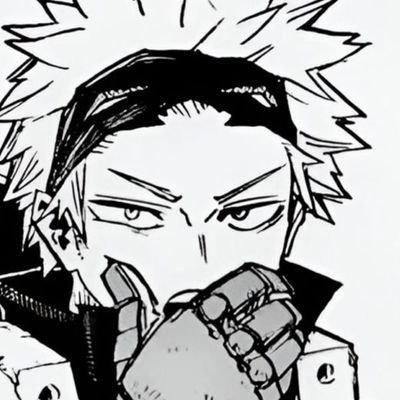 BR41NROT's profile picture. checking out @97izu at the urinal